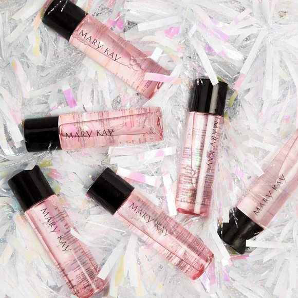 Mary Kay Eye make up remover. - Picture 4 of 5